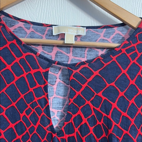 Michael Kors Blue and Red Graphic 3/4 Sleeve Blouse - Picture 7 of 9